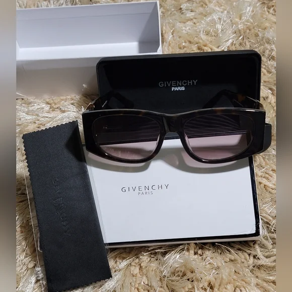 Givenchy | Accessories | Givenchy Womens Sunglasses | Poshmark display picture 3